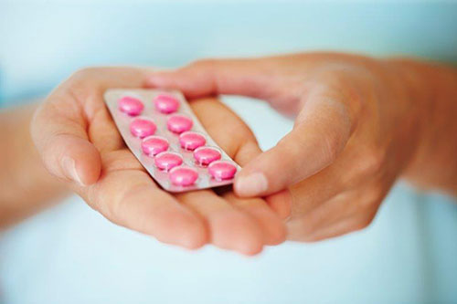 Dr. Bendikson Discusses the Basics of Hormonal Birth Control on mindbodygreen